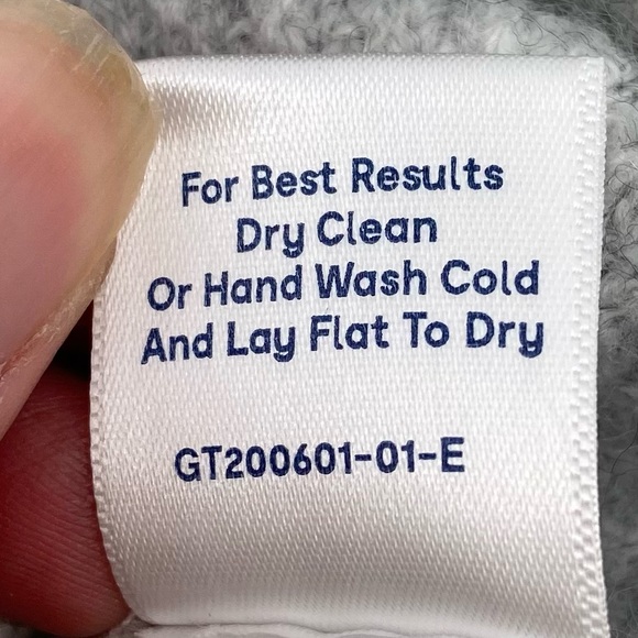 EVEREVE ALISON JOY I Sweater Ceci Cutout Shoulder Pullover Gray Large - Picture 6 of 12